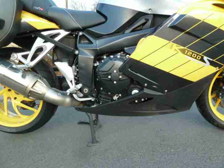 Unfallfreie gepfl. BMW K 1200 S 32551km TÜV neu, ABS, Heizgriffe, BMW Koffer