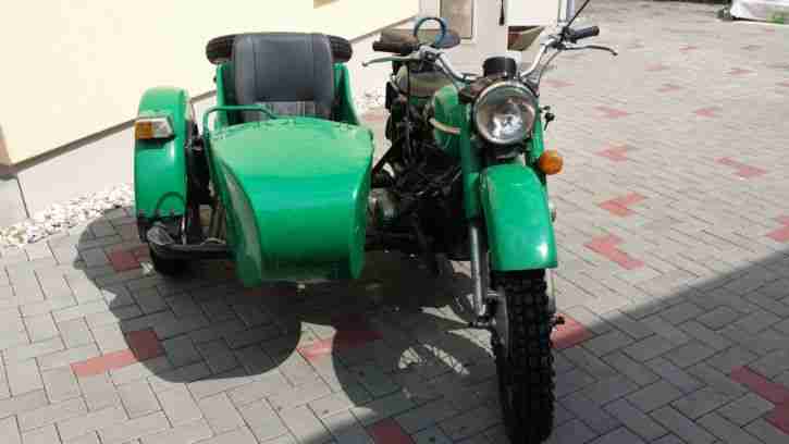 Ural / Dnepr Irbitsker Motorradwerk Typ K650 + Beiwagen Typ Dnepr