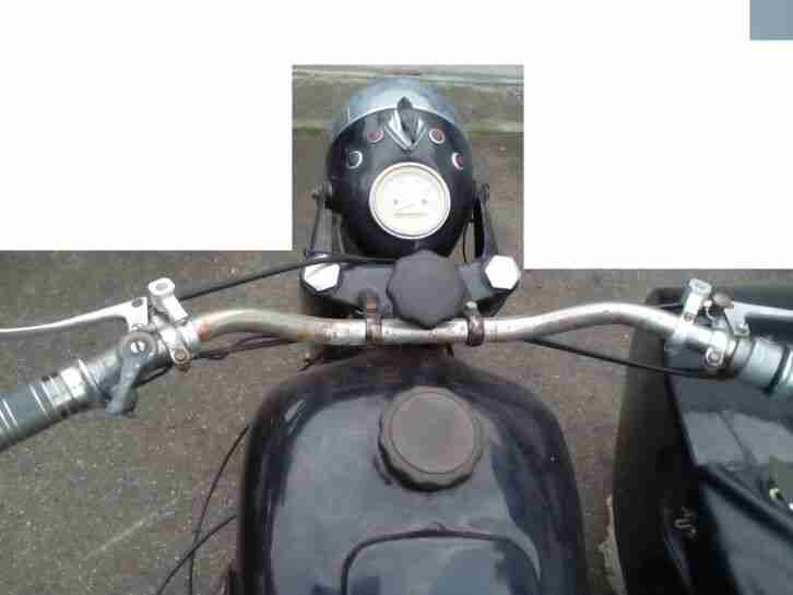 Ural mit Beiwagen Gespann 650