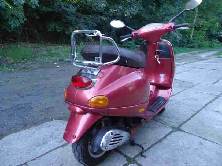 VESPA 125 ET4 Piaggio HU neu 10-2017