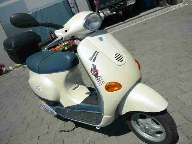 VESPA 50 ET2 erst 9250Km > Fahrbereit < Deutsche Papiere/Läuft ü 60Km/h