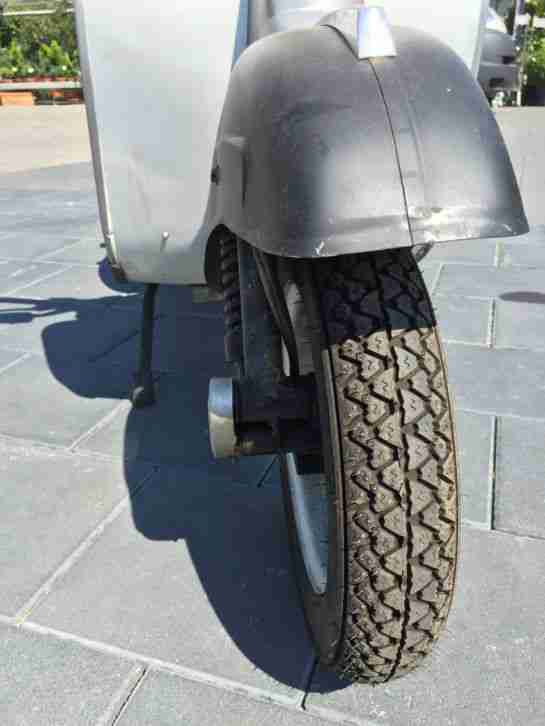 VESPA 50 N Special Baujahr 1981 Weiß RESTAURIERT