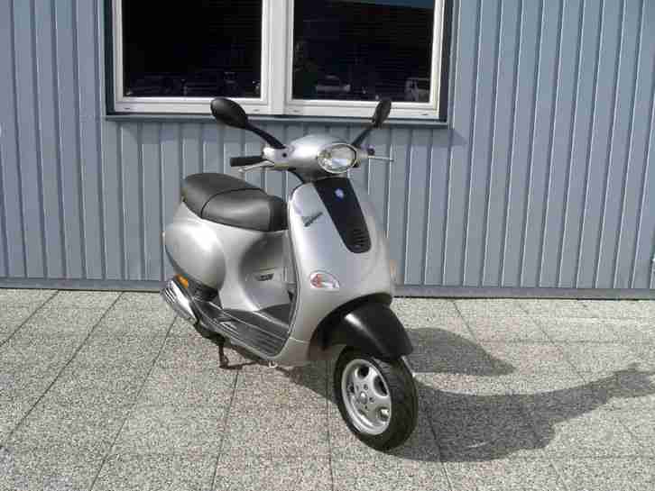 VESPA ET4 50 ccm Roller - Pickerl 2017 NEU