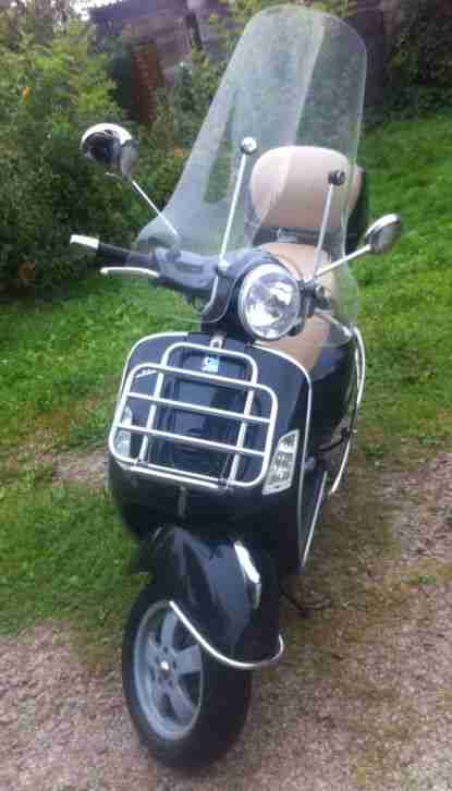 VESPA GT 125 Grandtourismo / PIAGGIO ROLLER viel Zubehör / neue Inspektion