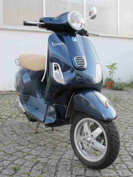 VESPA LX 50 Bj. 2012 Unfallschaden bedingt fahrbereit