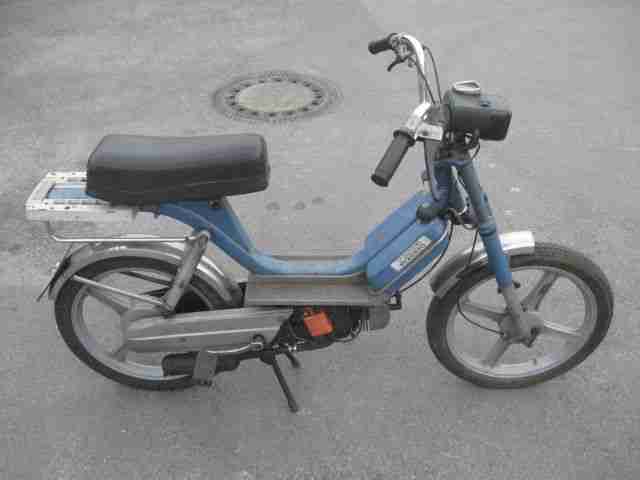 VESPA Mofa Typ BRAVO aus 1984wie abgebildet mit ORIGINALPAPIEREN LÄUFT und FÄHRT