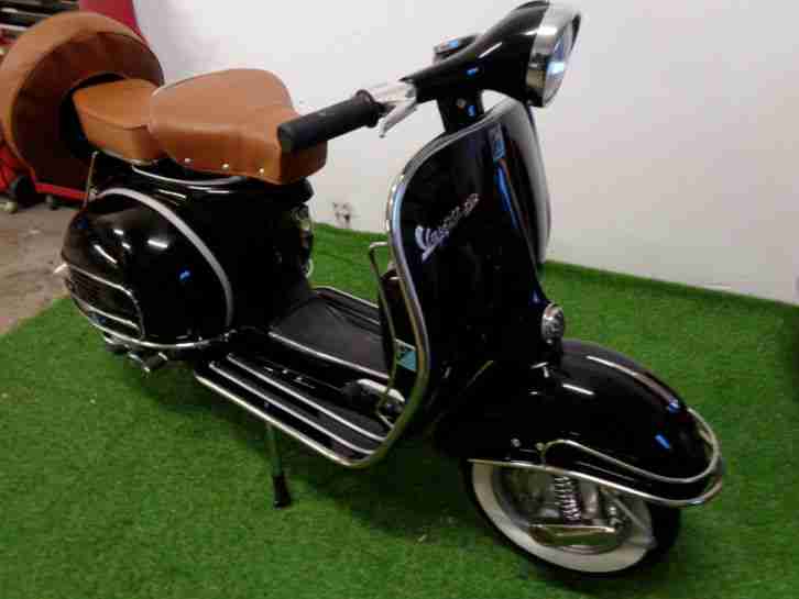 VESPA PIAGGIO 125ER ROLLER HOCHGLANZ SCHWARZ VBB1T 1961 TOP RESTAURIERT