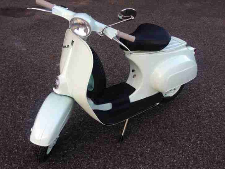 VESPA 50N 1.SERIE MIT MOTORKLAPPE