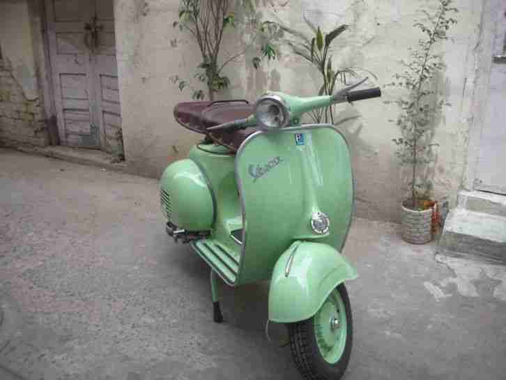VESPA SCOOTER 150CC VBB MODEL 1966 WITH NEW