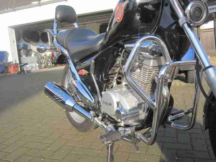 VS 125 F Chopper 1A TOP ZUSTAND