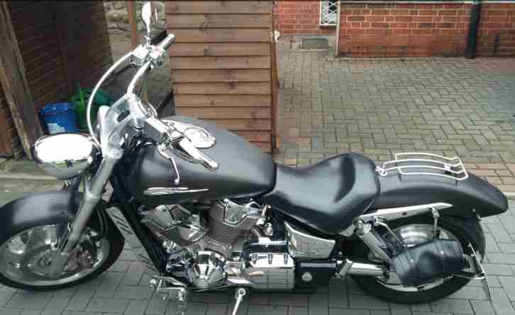 VTX1800 Chopper keine Harley Dampfhammer