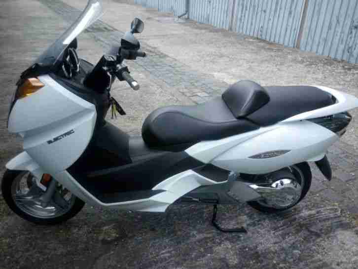 Vectrix VX-1 Ez.08/2010 TÜV Neu +voll elektrisch+ Un- & umfallfrei