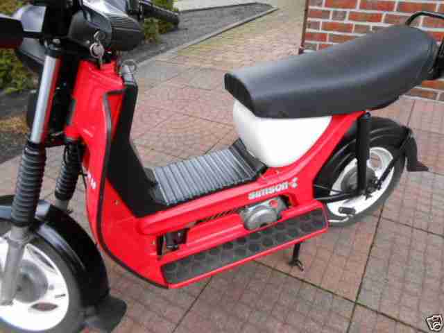 Verkaufe Roller SR 50 im Original