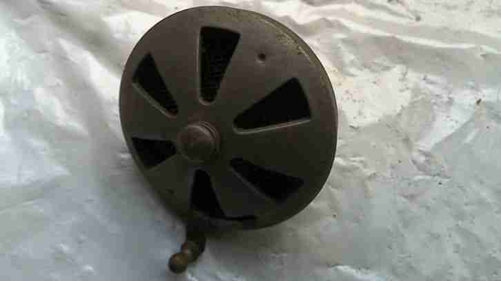 Verkaufe einen Luftfilter aus den 30-40 Jahren von einen Moped,Hilfsmotor