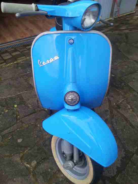 Vespa 100 V9B1T BJ: 1979 O Lack