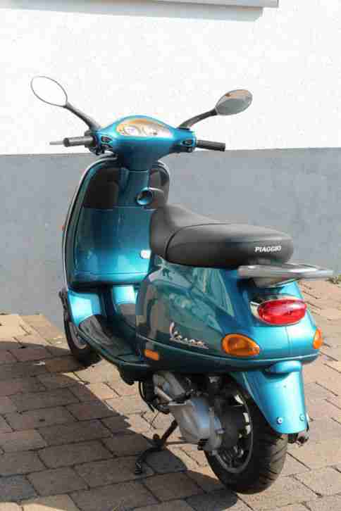 Vespa 125 ET4