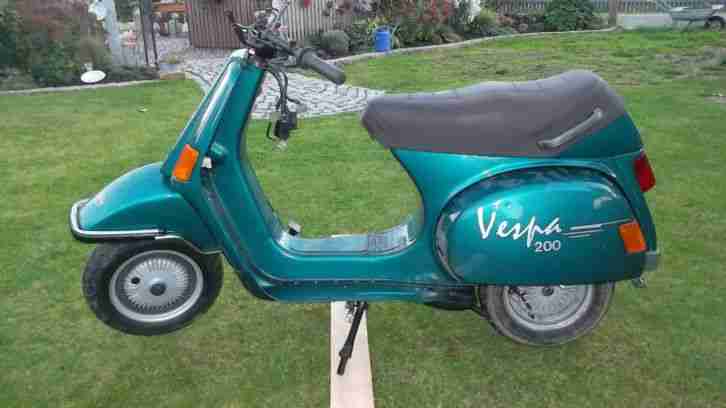 Vespa Cosa 200