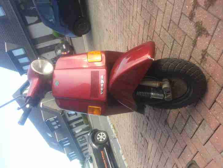 Vespa Cosa 200