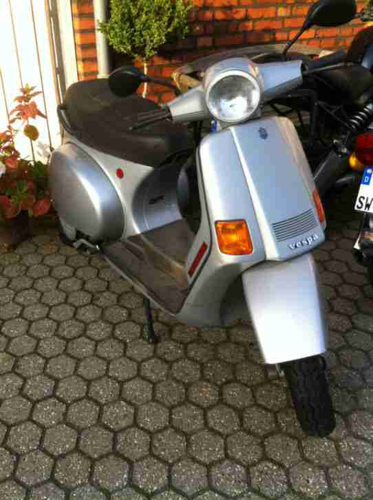 Vespa Cosa 200