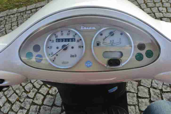 Vespa ET2 mit LX 50 Motor, 2195km, Sportauspuff, Liebhaberstück