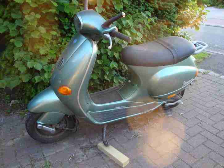 Vespa ET4, 125ccm, Bauj.97, ohne TÜV für Bastler o.zum Ausschlachten