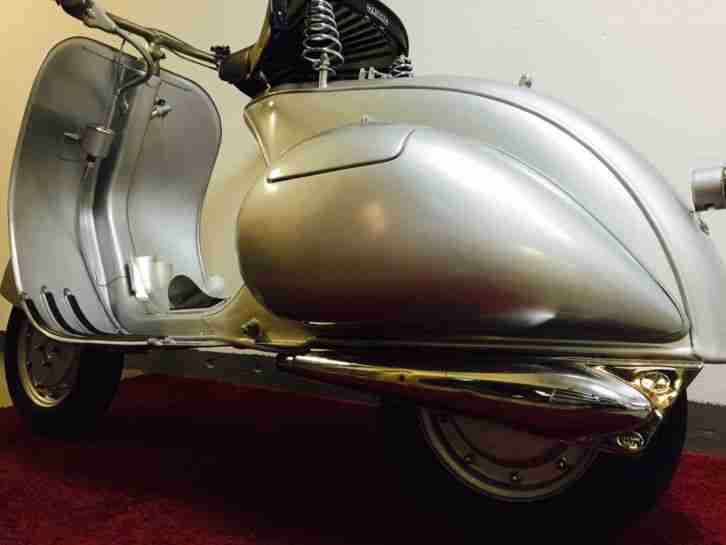 Vespa Faro Basso Sport 200