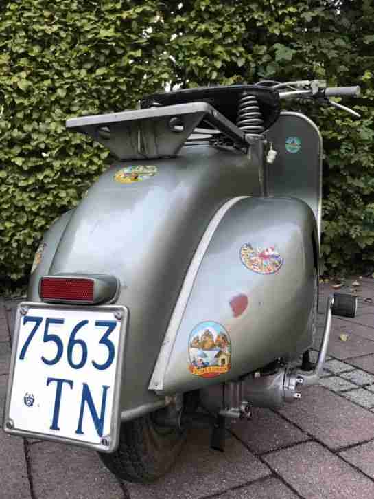 Vespa Faro Basso V30 ***1950***