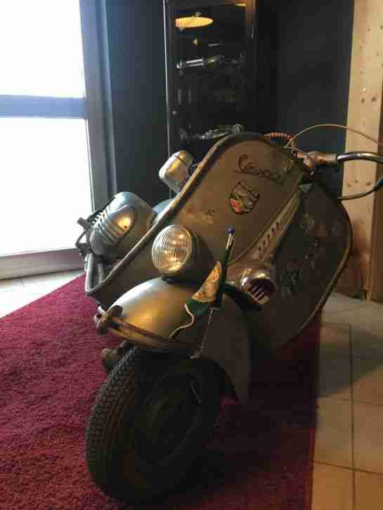 Vespa Faro Basso V31 1951