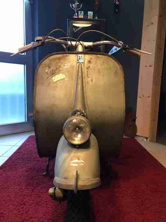 Vespa Faro Basso V31 1951