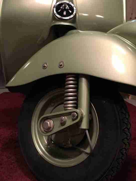 Vespa Faro Basso v1 *Top Zustand*