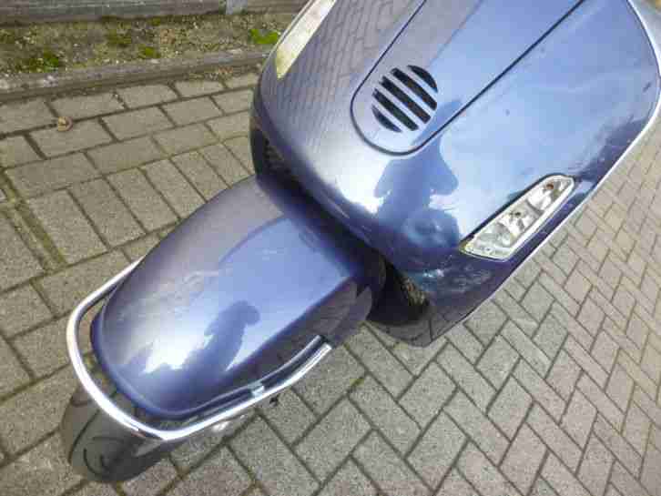 Vespa GT 125 L Ezl 05.03 mit 17000KM