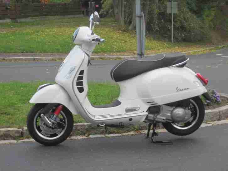 Vespa GTS 300 SUPER Neues Modell 2014/2015
