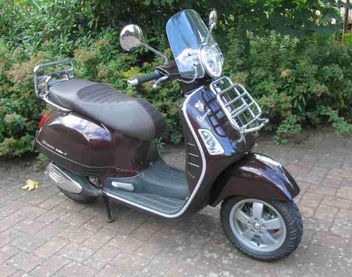 Vespa GTS 300 Touring