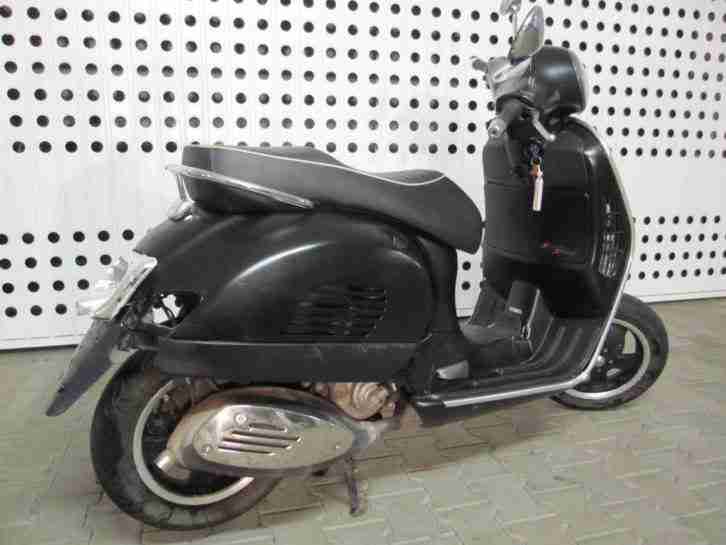 Vespa GTS 300 super, Unfallschaden, 6300 km,