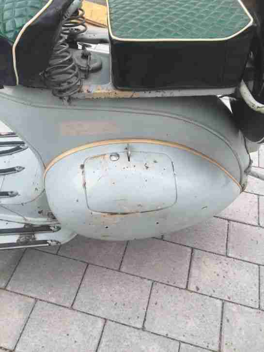 Vespa MV Baujahr 1958 Rohrlenker (Motovespa) ACMA Lampe Unten