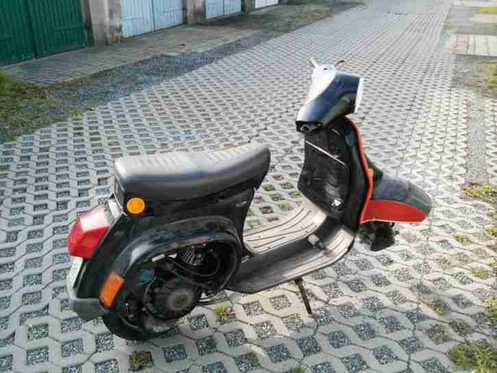 Vespa Motorroller PK50 schwarz V5X3T zur