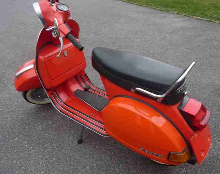 Vespa P 200 E, erste Serie