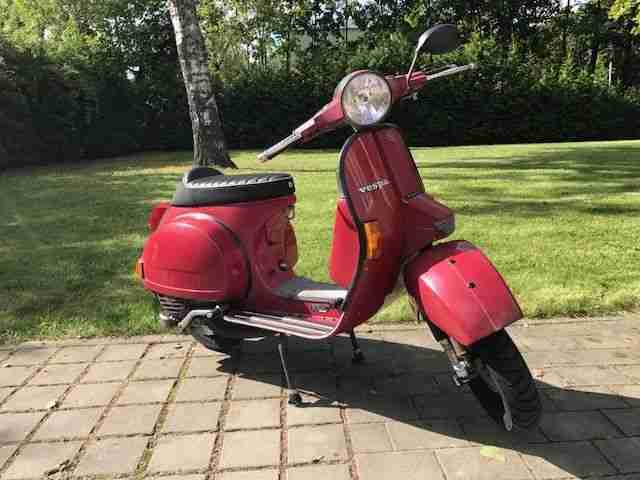 Vespa P 200 E
