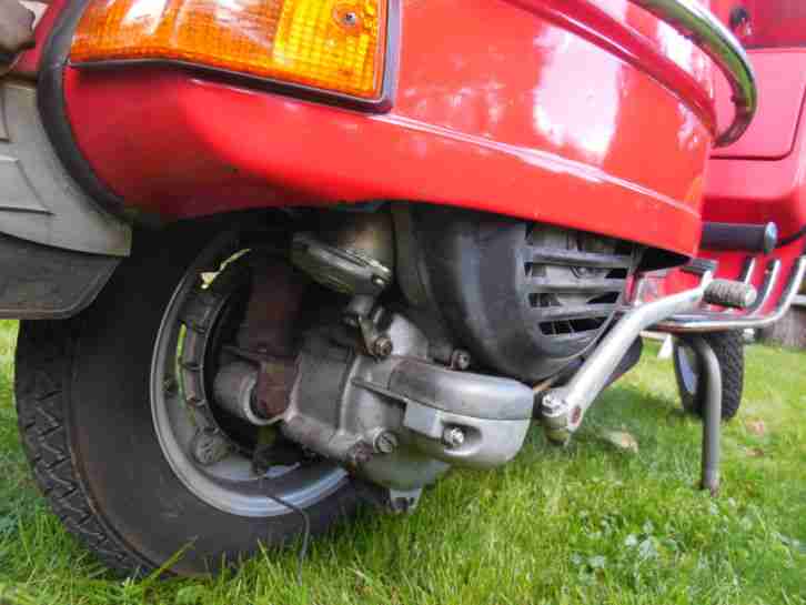 Vespa P 80 X Lusso