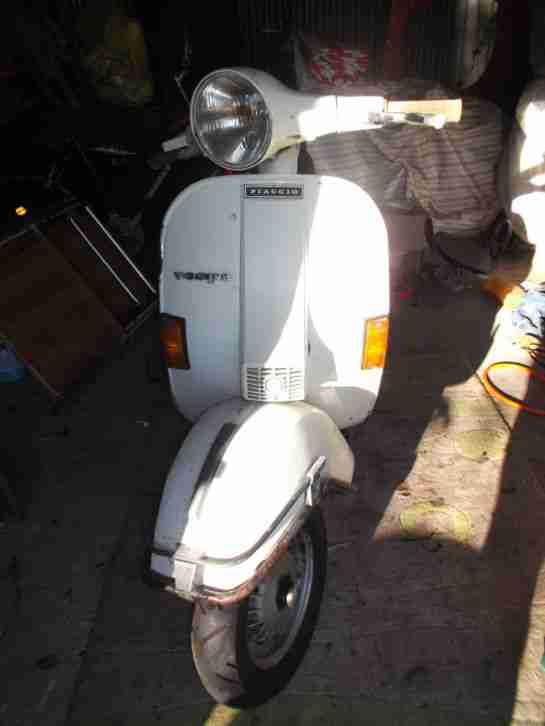 Vespa P 80 X mit eingetragenen 139ccm Erstzulassung 1984