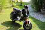 Vespa PX 125 Schwarz Roller mit