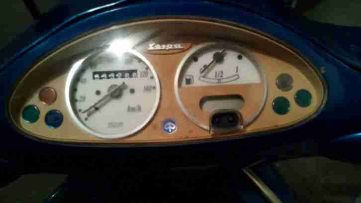 Vespa Piaggio 125ccm (ohne Deutsche Papiere)