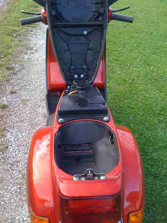Vespa Piaggio Cosa 200 VSR1T, TUEV 05 2017, 12 TKM, 2 Hand Original