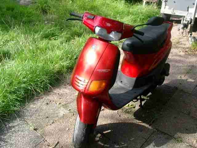 Vespa Roller NSL2M erst 2573 Km hat