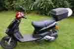 Vespa Roller fast ryder mit vielen