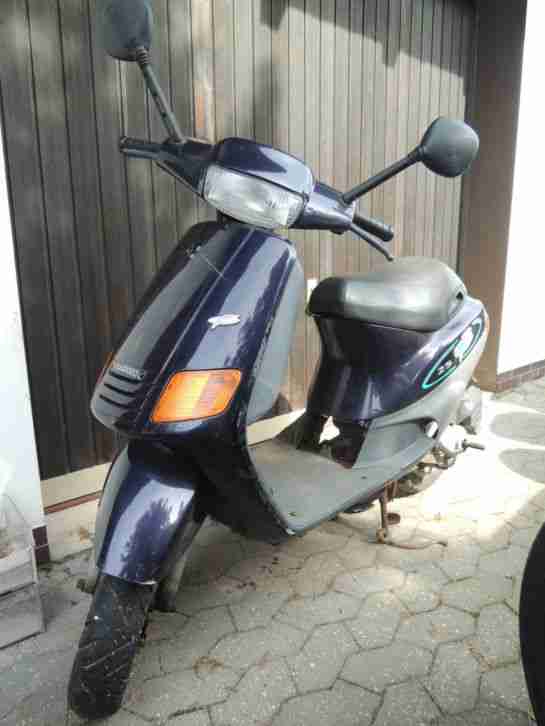 Vespa Piaggio Zip SSL 25 Roller Moped Mofa