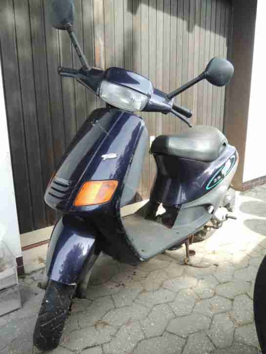 Vespa Piaggio Zip SSL 25 Roller Moped Mofa Bastler Garagenräumung