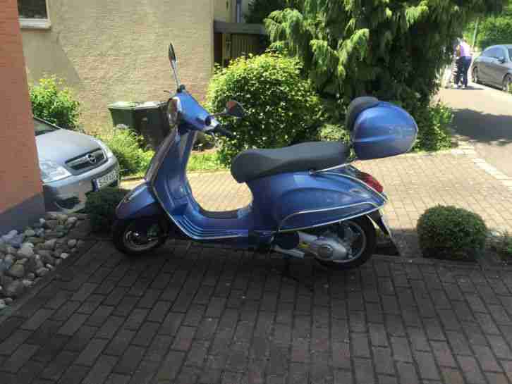 Vespa Primavera 125 ABS-neuwertig 785km KD.neu-Mallossi-Topcase-Chromreling-TOP