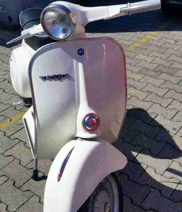 Vespa Primavera 125, Weiss,vollrestauriert,Bj. 1976,Ansehen!!