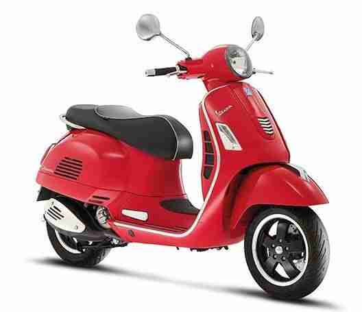 Vespa Roller GTS 300 Super i.e. rot - nur 790 km